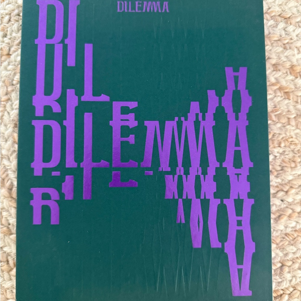 ENHYPEN - DIMENSION : DILEMMA (SCYLLA)